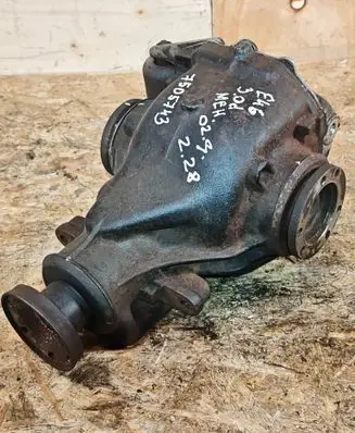 BMW 3 E46 Rear differential 7505743 7505744