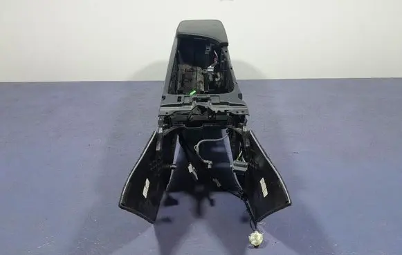 Volvo XC90 Armrest 31389613