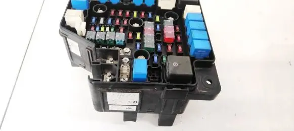 Hyundai Santa Fe Fuse box set 919502B100 91950-2B100