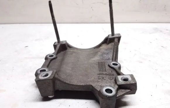 Lancia Voyager A/C compressor mount bracket 90513199F