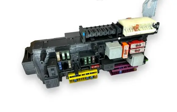 Mercedes-Benz E W212 Fuse module 2129005101 2129016500 5DK00962028