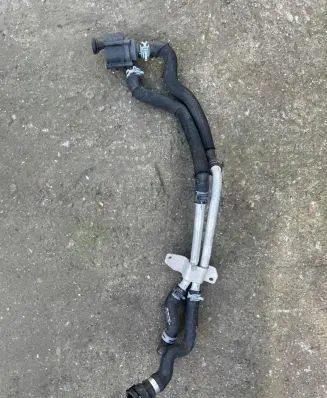 Audi Q7 4M Engine coolant pipe/hose 4M0819857A