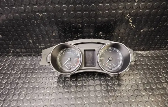 Skoda Superb B6 (3T) Speedometer (instrument cluster) 3T2920941M
