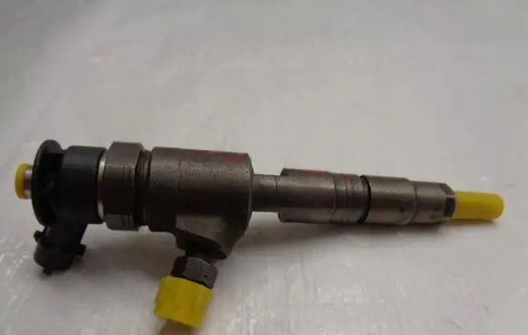 Peugeot 3008 I Fuel injectors set 0445110566