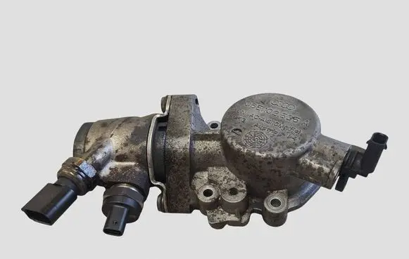 Audi A6 S6 C7 4G Fuel injection high pressure pump 06E103535A