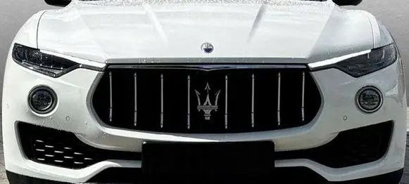 Maserati Levante Front piece kit 670032328 670032327