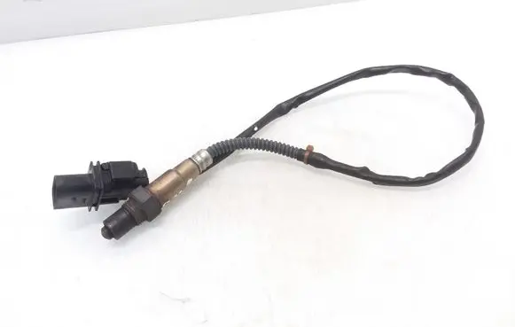 Volkswagen Golf V Lambda probe sensor 03G906262 0281004042