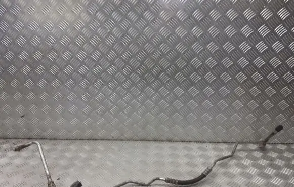 Ford C-MAX I Air conditioning (A/C) pipe/hose