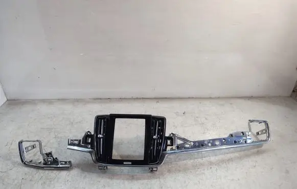 Volvo S90, V90 Dash center air vent grill 31366590 32219361