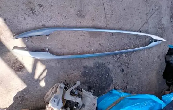 Ford Mondeo MK IV Roof bar rail