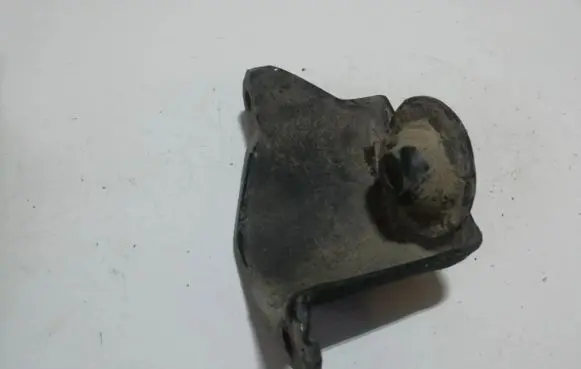 Mitsubishi Space Runner Engine mounting bracket