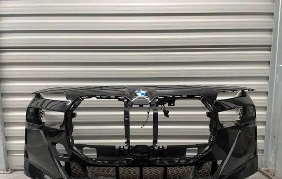 BMW 7 G70 Front bumper