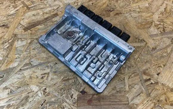BMW X1 U11 Engine control unit/module 5A5AA39