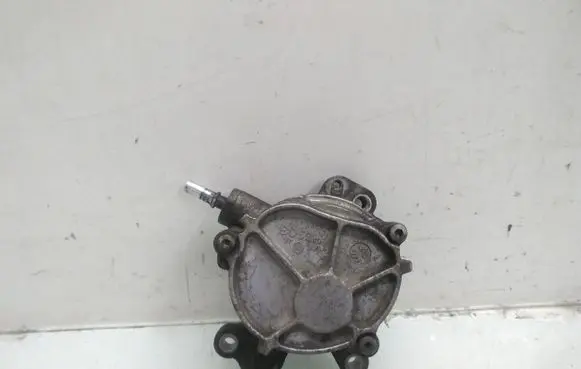 Volvo V50 Vacuum pump 2803S