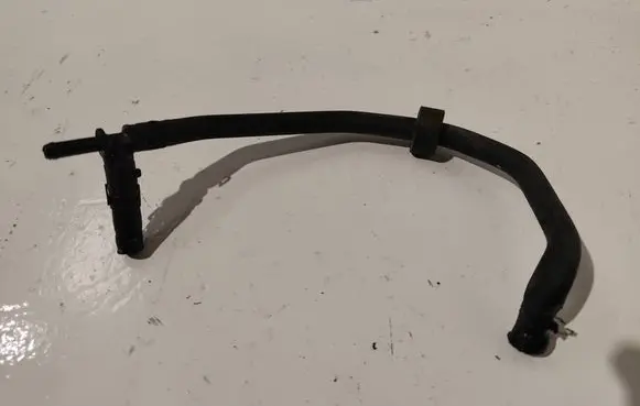 Volkswagen PASSAT B6 Engine coolant pipe/hose 1K0122447ED KA4115144