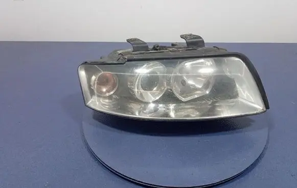 Audi A4 S4 B6 8E 8H Headlight/headlamp 8E0941004F