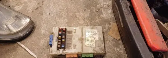 Ford S-MAX Fuse module 7G9T14A073DD 28130621 LTQF01125TP