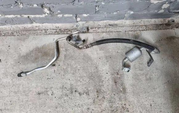 Ford Edge II Air conditioning (A/C) pipe/hose E1GH19N601JB H19N601B