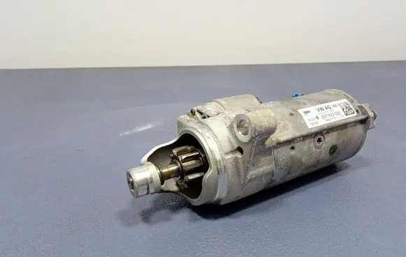 Audi Q7 4L Starter motor 057911022