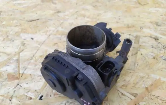 Volkswagen Golf VII Engine shut-off valve 