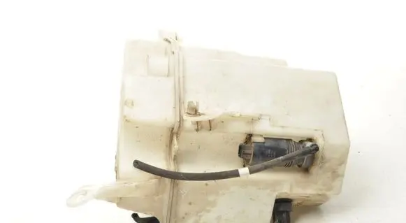 Volvo XC70 Windshield washer fluid reservoir/tank 30784233