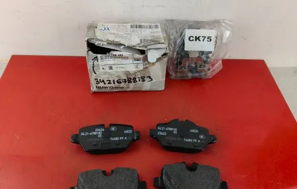 BMW 3 E90 E91 Brake pads (front) 34216788183