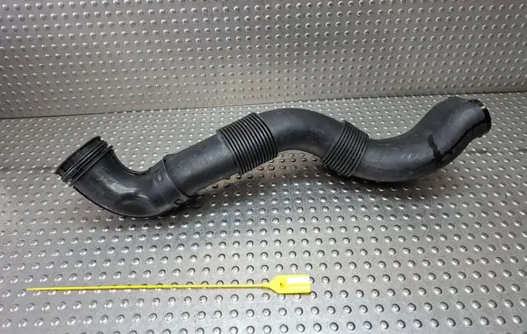 Mini One - Cooper Coupe R56 Air intake hose/pipe S27730395 1017383