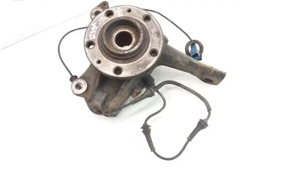 Front wheel hub spindle knuckle