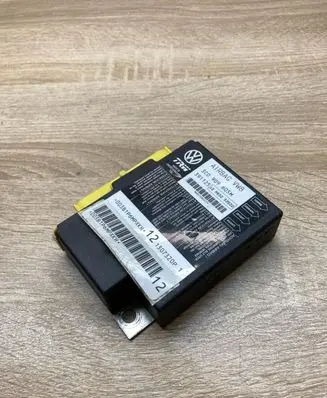 Volkswagen PASSAT B6 Airbag control unit/module 3C0909605M 39112512