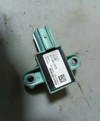 Audi A5 8T 8F Airbag deployment crash/impact sensor 8K0955557B 5WK4380802
