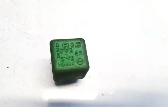 Opel Omega B1 Other relay 03447012