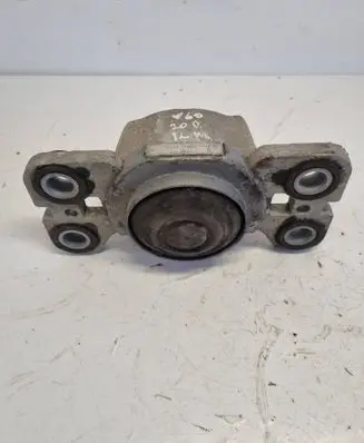 Volvo V60 Engine mount bracket 0005103
