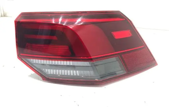 Volkswagen Golf VIII Rear/tail lights 5H0945096C