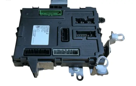 Nissan Qashqai Central body control module 284B14CB0B S180192107E 14015