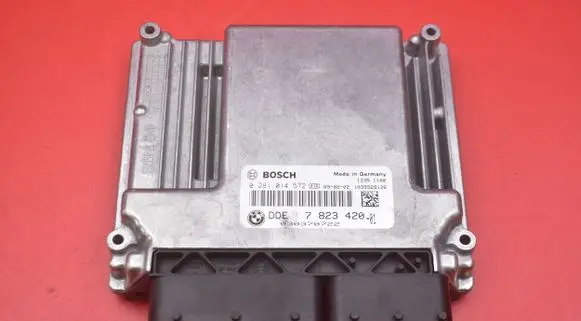 BMW 7 F01 F02 F03 F04 Engine control unit/module ECU DDE7823420-01