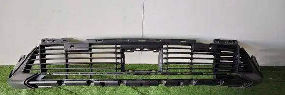Citroen DS7 Crossback Front bumper lower grill 9841710980