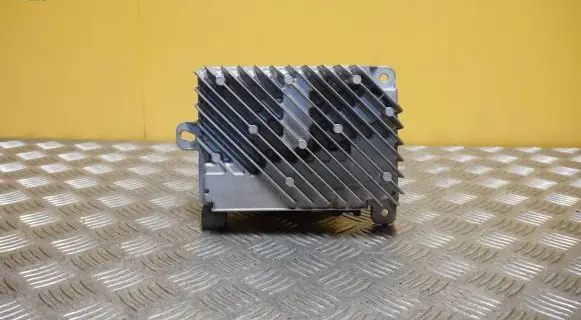 Chevrolet Silverado Sound amplifier 84499331 7320200000000X