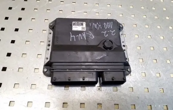 Toyota RAV 4 (XA30) Engine control unit/module 8966142C12