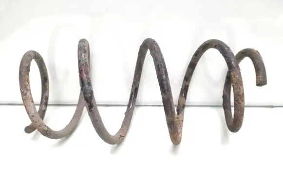 Toyota Auris 150 Front coil spring