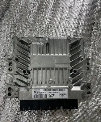 Ford Focus Engine control unit/module 7M5112A650APB 3DPBJ38AC 5WS40607BT