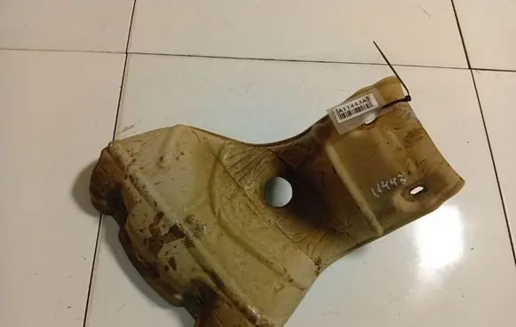 Ford Focus C-MAX Other exhaust manifold parts 5M519N454CA