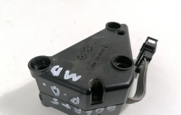 Volkswagen Golf Plus Sound amplifier 1K0035463D