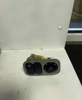 Renault Kangoo I Wing mirror switch 7700803531