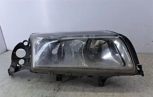 Volvo S40, V40 Headlight/headlamp