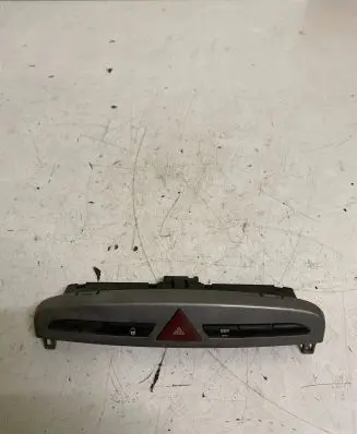 Peugeot 308 Hazard light switch 9659215177 03069010