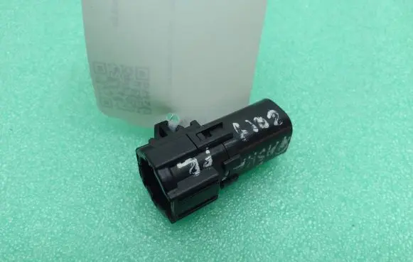 Nissan Qashqai Outside/exterior temperature sensor T1026196CA T1026196C