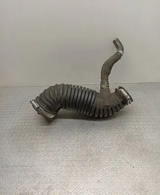 Air intake hose/pipe