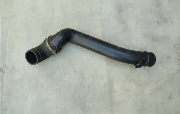 Mercedes-Benz C W202 Intercooler hose/pipe 2025281708 2025200201