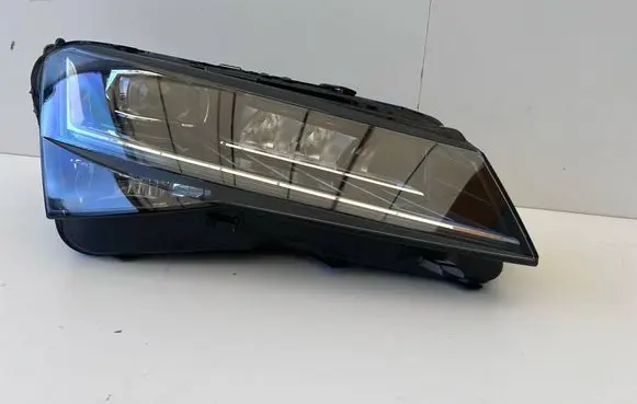 Skoda Superb B8 (3V) Headlight/headlamp 3V1941016D