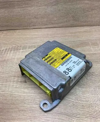 Toyota Avensis T250 Airbag control unit/module 8917005160 208623106